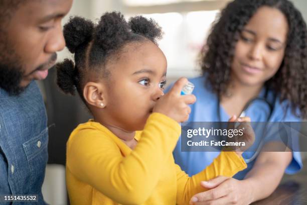 Child Using Puffer Asthma Puffer Child Photos and Premium High Res Pictures - Getty Images