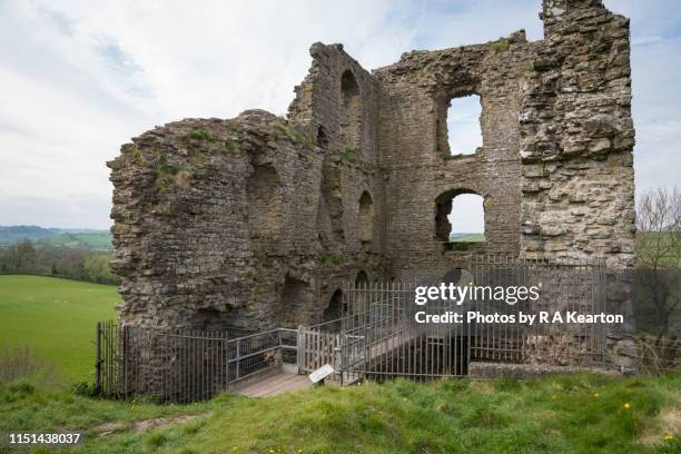 clun castle, shropshire, england, uk - normans stock-fotos und bilder