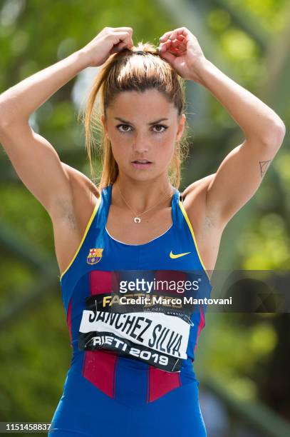 Carmen Sanchez Silva waits to start women's 400m final race during the Riunione Italiana di Velocità athletic meeting in Rieti, Italy.