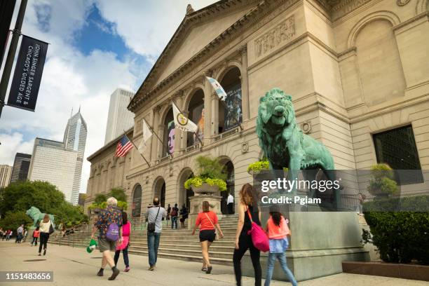 entrance to the art institute of chicago museum, illinois - chicago art museum stock pictures, royalty-free photos & images