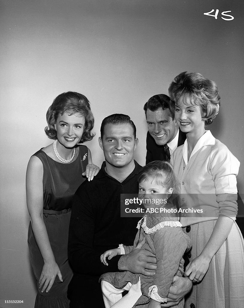DONNA REED AND CARL BETZ WITH DON DRYSDALE AND FAMILY