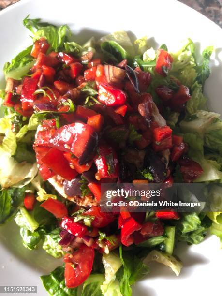 turkey burger with salsa - turkey burger stock pictures, royalty-free photos & images