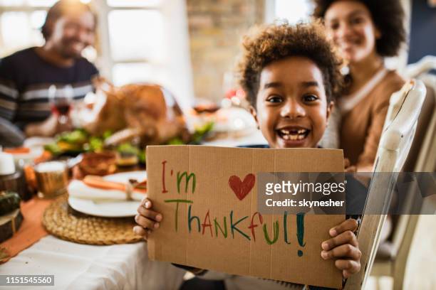 i'm thankful for this thanksgiving day! - table placard stock pictures, royalty-free photos & images