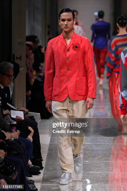 Model walks the runway during the Giorgio Armani Cruise 2020 Collection at the Tokyo National Museum on May 24, 2019 in Tokyo, Japan.