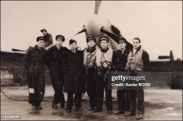 Spitfire Rosa 689 D Day Pilot Stock Photos, High-Res Pictures, and Images - Getty Images