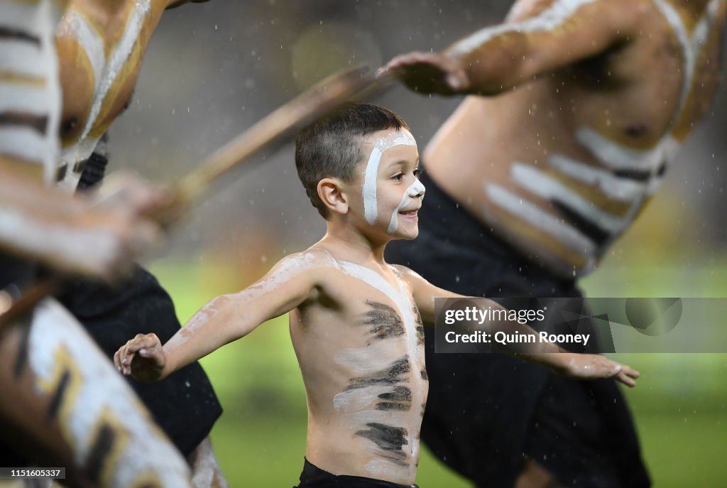 AFL Rd 10 - Richmond v Essendon
