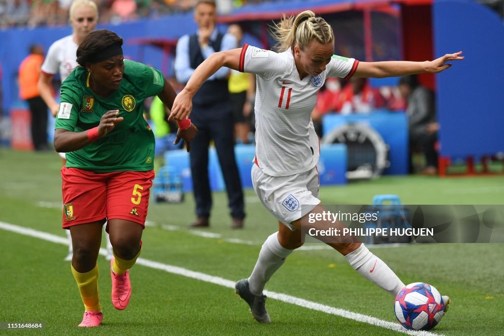 TOPSHOT-FBL-WC-2019-WOMEN-MATCH39-ENG-CMR