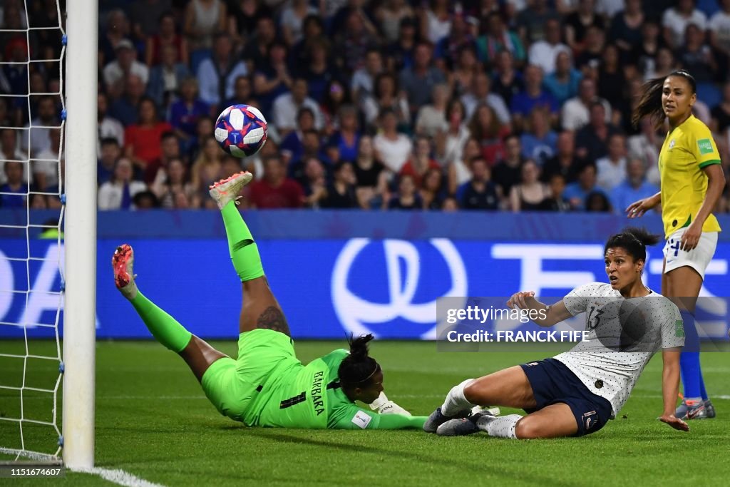 TOPSHOT-FBL-WC-2019-WOMEN-MATCH40-FRA-BRA