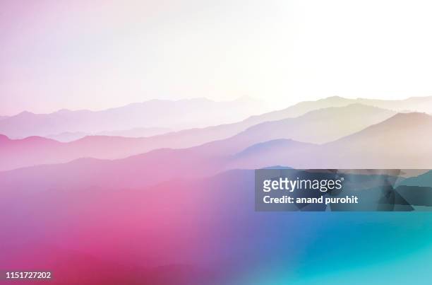 background abstract misty mountain range colourful wallpaper digital art gradiant pastel dramatic backdrop - wolkenbilder stock-fotos und bilder