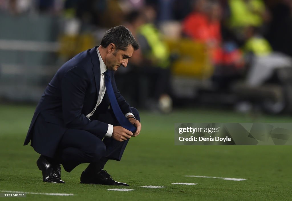 Barcelona v Valencia - Spanish Copa del Rey Final