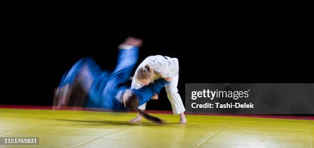 柔道の選手たちが参加 - judo woman ストックフォトと画像