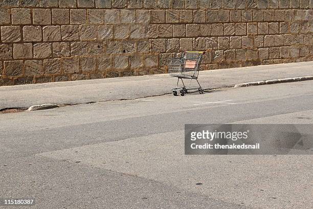 shopping trolley - abandoned cart stock pictures, royalty-free photos & images