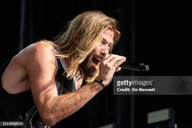 Lead singer and drummer Taylor Hawkins of Chevy Metal performs live on stage during BottleRock Napa Valley at Napa Valley Expo on May 25, 2019 in...
