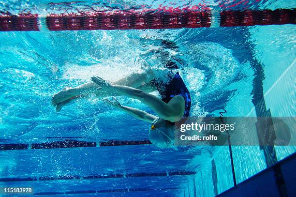 swimmer - drehen stock-fotos und bilder