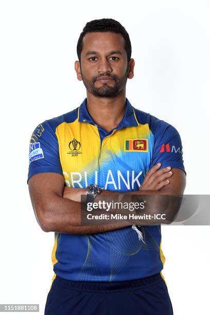 Dimuth Rangana 2,916 Dimuth Karunaratne Photos Stock Photos, High-Res Pictures, and ...