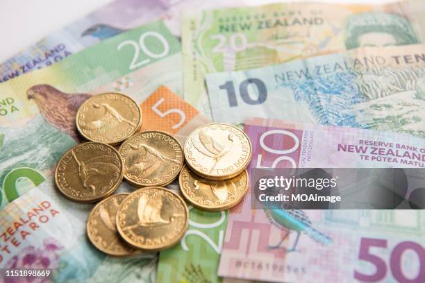 new zealand dollar coins and banknotes - new zealand exchange stock pictures, royalty-free photos & images
