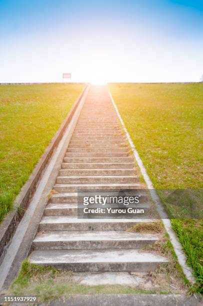 staircase against the blue sky. - 天国　階段 ストックフォトと画像