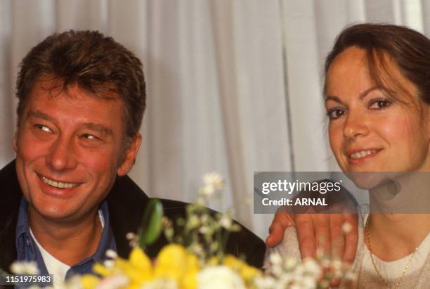 Johnny Hallyday et Gisèle Galante en France, le 4 février 1988.