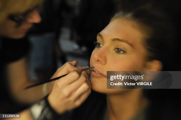 Model poses backstage during the Patachou show Ready to Wear Spring/Summer 2012 collection as part of the Rio de Janeiro Fashion Week on May 30, 2011.