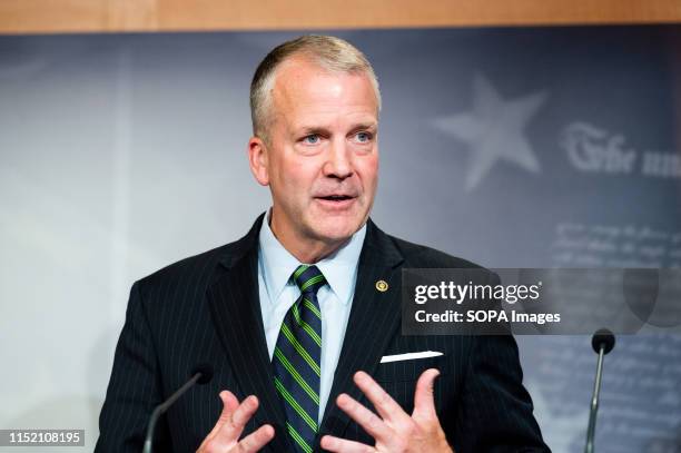 326 Dan Sullivan (Us Senator) Stock Photos, HighRes Pictures, and
