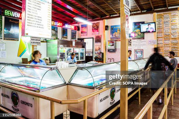 Heladeria Coromoto, known as the ice cream shop with the widest variety of flavours, with more than 800 options seen in Merida.