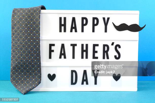happy fathers day - fathers day text stock pictures, royalty-free photos & images