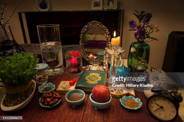 nowruz table design (persian new year) - nowruz fotografías e imágenes de stock