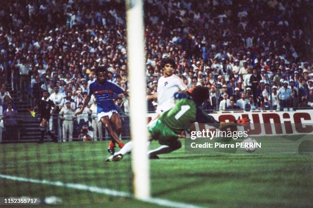 Match France - Portugal lors des demi-finales du championnat d'Europe de football 1984 au stade Vélodrome à Marseille en France, le 23 juin 1984.