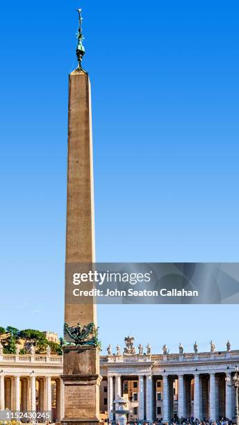 vatican city, st peter's plaza - obelisk stock pictures, royalty-free photos & images