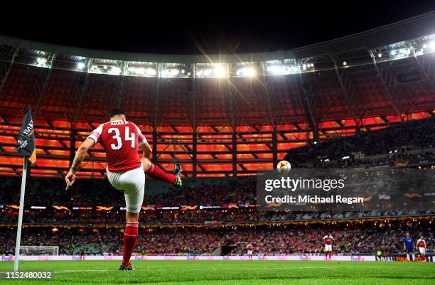 Granit Xhaka of Arsenal takes a corner kick during the UEFA Europa League Final between Chelsea and Arsenal at Baku Olimpiya Stadionu on May 29, 2019...