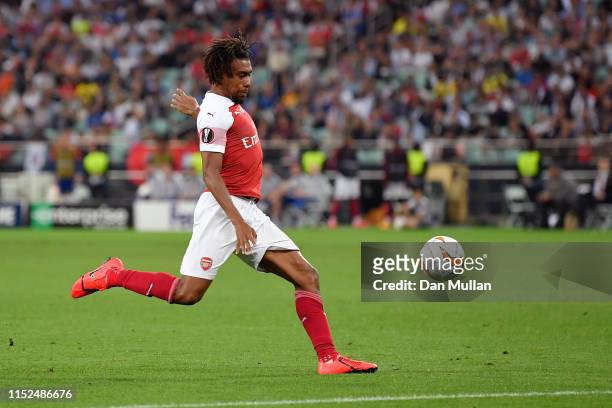 Alex Iwobi of Arsenal scores his team's first goal during the UEFA Europa League Final between Chelsea and Arsenal at Baku Olimpiya Stadionu on May...