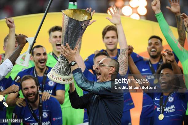 Maurizio Sarri, Manager of Chelsea lifts the Europa League Trophy following his team's victory in the UEFA Europa League Final between Chelsea and...