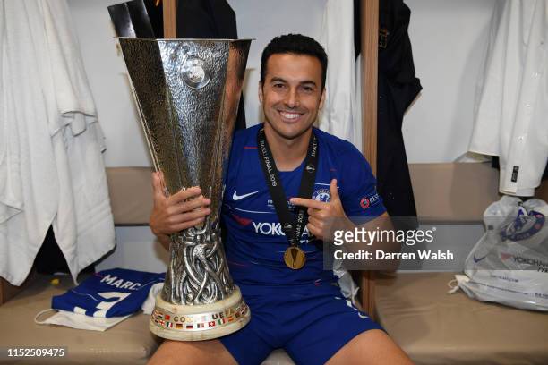 Pedro of Chelsea celebrates with the Europa League Trophy following his team's victory in the UEFA Europa League Final between Chelsea and Arsenal at...