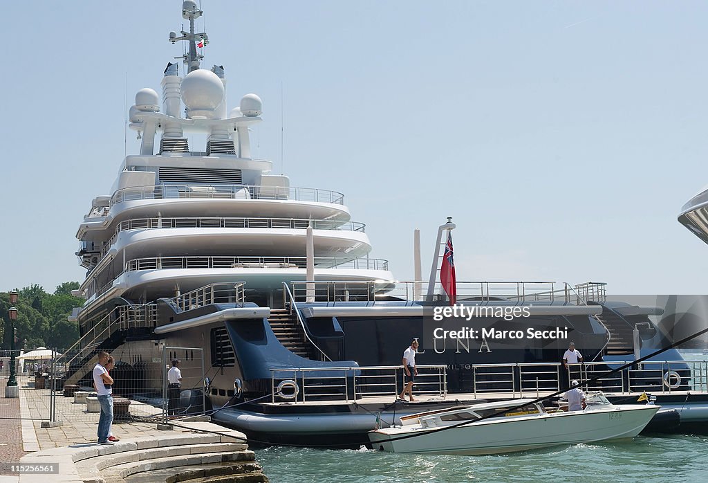 Roman Abramovich's Yacht Upsets Venetians