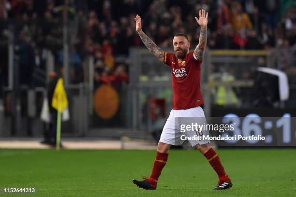 Daniele De Rossi greets at the Olimpic Stadium. The foodball player left AS Roma after 18 years of career. Rome May 26th, 2019