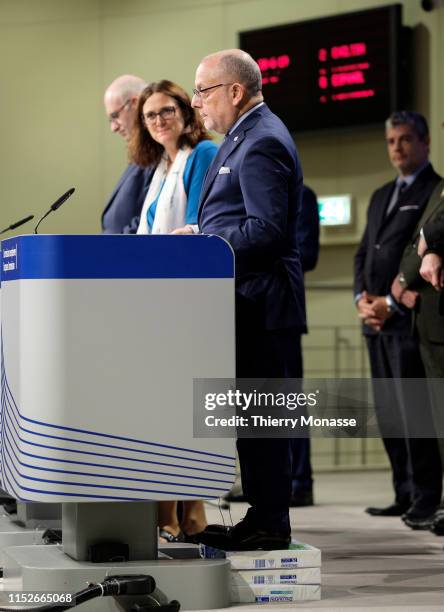 European Commissioner for Agriculture and Rural Development Phil Hogan , EU trade Commissioner Cecilia Malmstroem and the Argentinian Minister of...