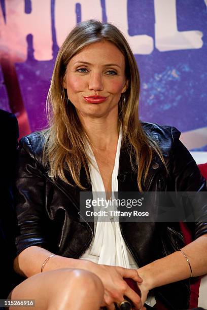Actress Cameron Diaz visits YoungHollywood.com to promote "Bad Teacher" at the Young Hollywood Studio on June 5, 2011 in Los Angeles, California.