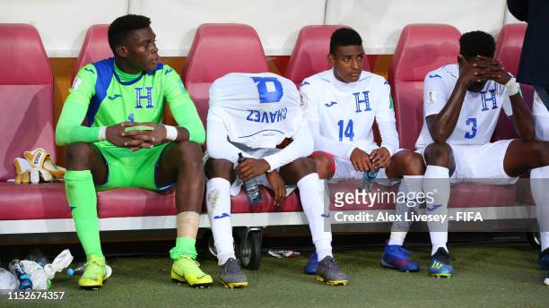 Jose Garcia, Gerson Chavez, Joseph Rosales and Darwin Diego of Honduras look dejected after the 2019 FIFA U-20 World Cup group C match between Norway...