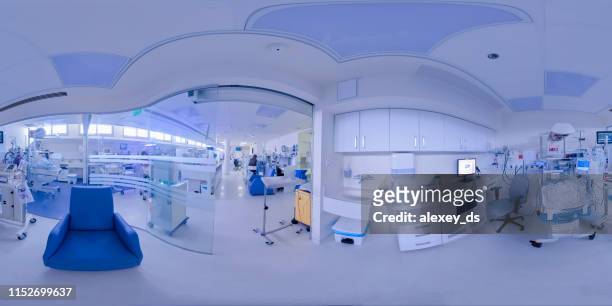 hospital ward for prematurely born infants - 360 images imagens e fotografias de stock