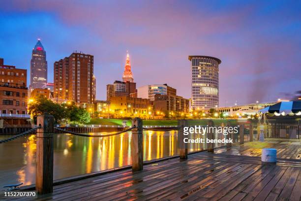 skyline of downtown cleveland ohio usa - cleveland ohio stock pictures, royalty-free photos & images