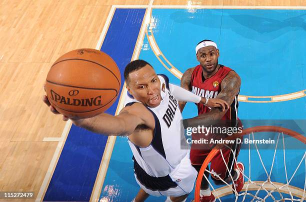 Shawn Marion of the Dallas Mavericks dunks against LeBron James of the Miami Heat during Game Three of the 2011 NBA Finals against the on June 5,...