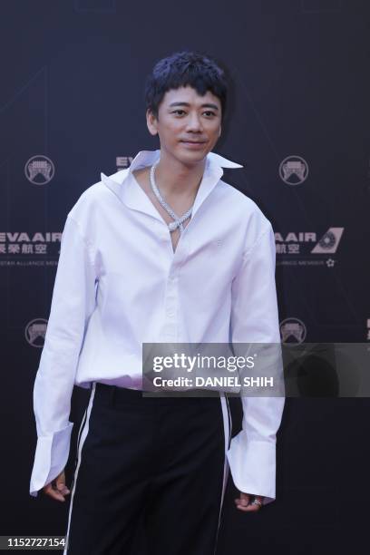 Shin Good 1,121 Singer Shin Stock Photos, High-Res Pictures, and Images - Getty ...