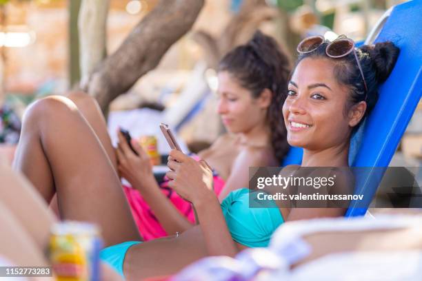 vacker flicka leende på semester - ionian islands bildbanksfoton och bilder