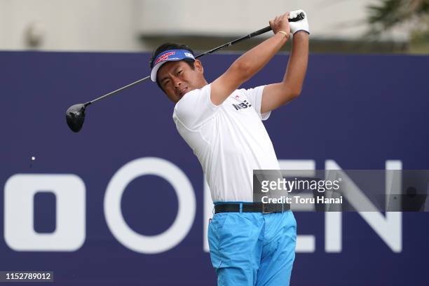 Yuta Ikeda of Japan hits a tee shot on the 10th hole during the second round of the Mizuno Open at the Royal Country Club on May 31, 2019 in Hokota,...