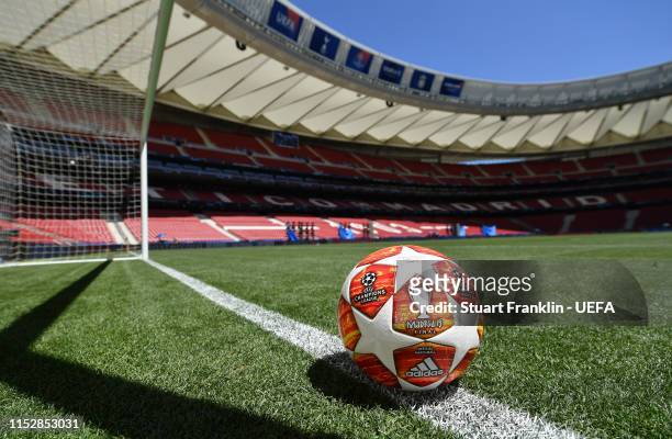 The official match ball is pictured on te pitch prior to the UEFA Champions League Final match between Tottenham Hotspur and Liverpool FC at Estadio...