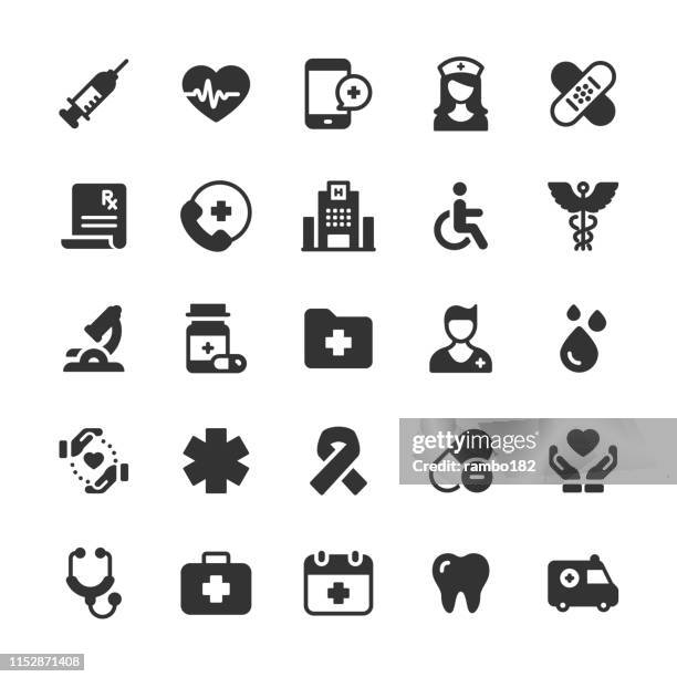 illustrazioni stock, clip art, cartoni animati e icone di tendenza di icone del glifo sanitario e medico. pixel perfetto. per dispositivi mobili e web. contiene icone come cervello, infermiera, siringa, beneficenza, ospedale. - healthy lifestyle