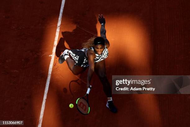 Serena Williams of The United States plays a backhand during her ladies singles third round match against Sofia Kenin of The United States during Day...