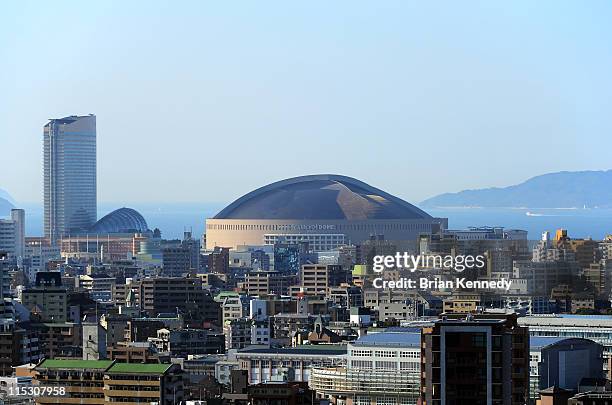 fukuoka momochi urban cityscape - prefectura de fukuoka fotografías e imágenes de stock