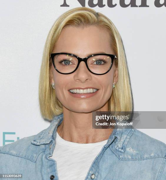 Jaime Pressly attends the 2nd Annual Bloom Summit at The Beverly Hilton Hotel on June 01, 2019 in Beverly Hills, California.