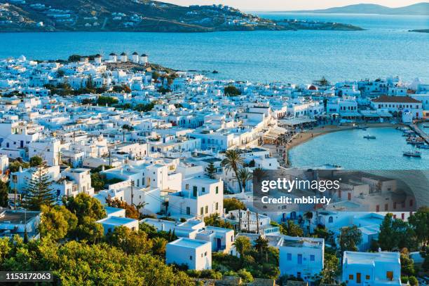 mykonos (ville), île de mykonos, grèce - archipel des cyclades photos et images de collection